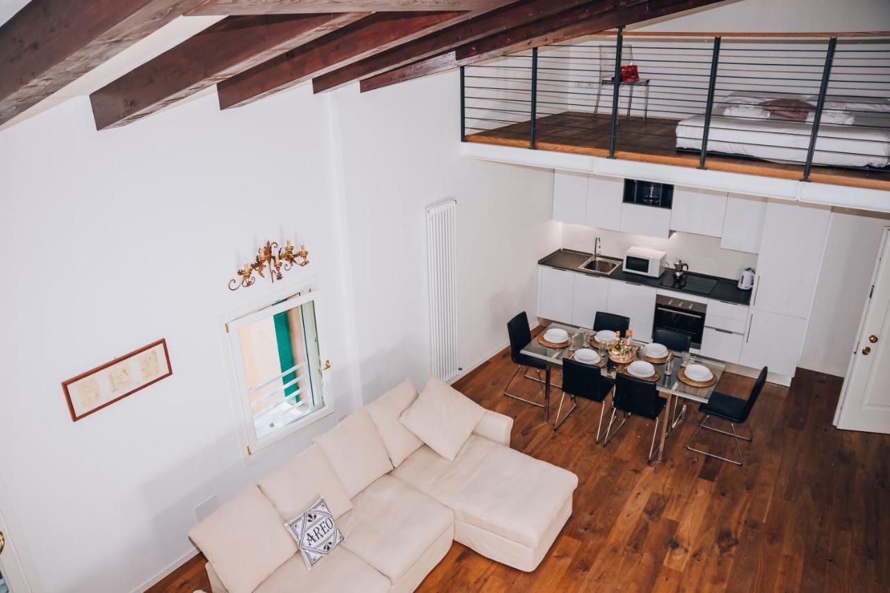 Guggenheim Luxury Suites By Bricola Apartments Venedig Exteriör bild