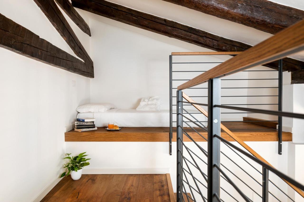 Guggenheim Luxury Suites By Bricola Apartments Venedig Exteriör bild